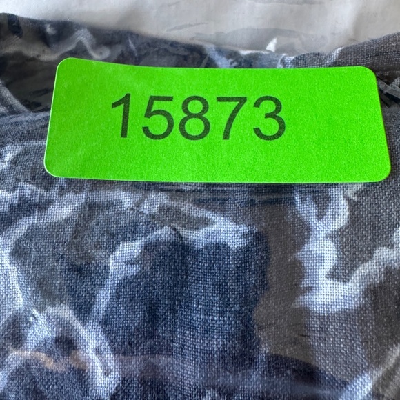 ROOTS‎ Men's M 100% Linen Allover Lakes Print Button Up Shirt Blue Summer Resort - Picture 13 of 13